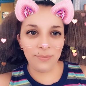 Meet your Posher, Ester